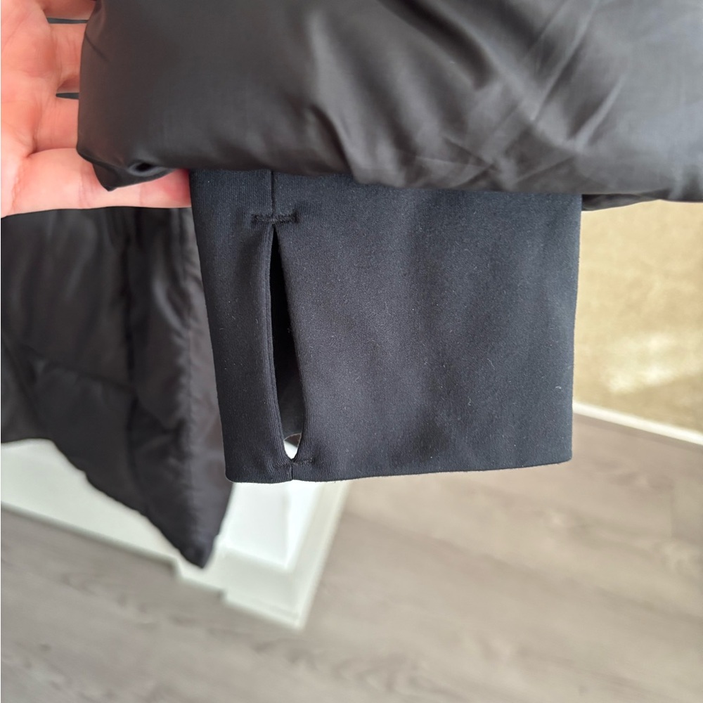 GAP Water-Resistant Black Puffer Coat - Picture 5 of 7